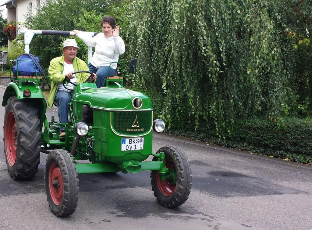 Ferienweingut Hirschen Schulstrasse Bed & Breakfast Burg  ภายนอก รูปภาพ