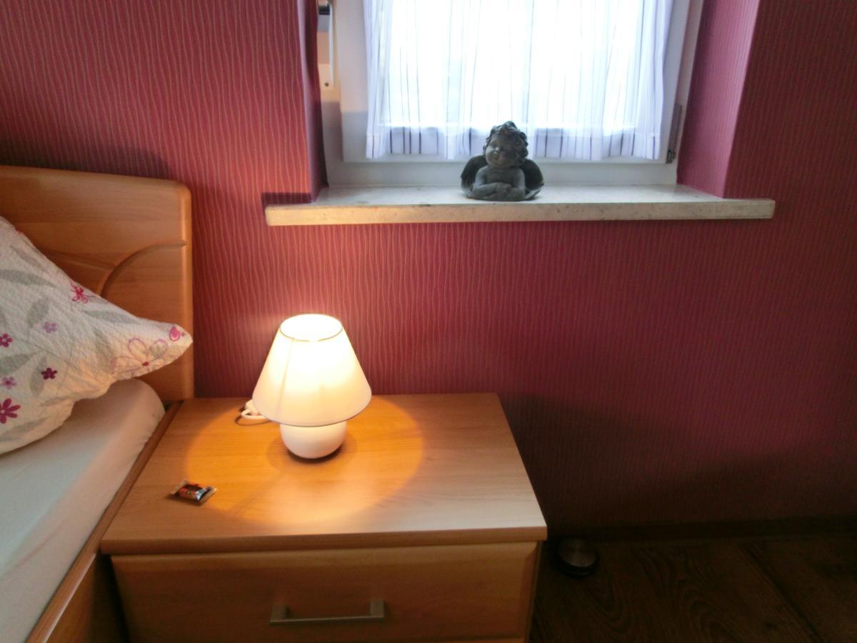 Ferienweingut Hirschen Schulstrasse Bed & Breakfast Burg  ภายนอก รูปภาพ